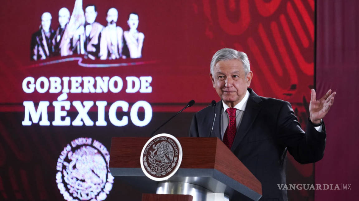 AMLO presentará 'quién es quién' de las fake news semanales en México