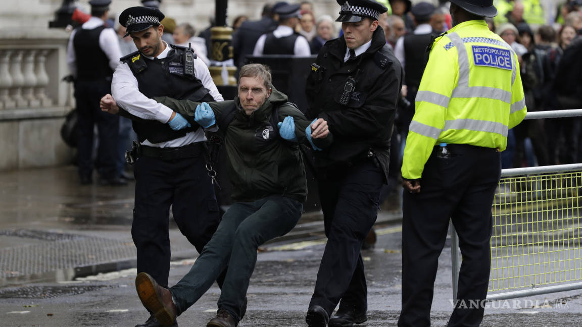 Protestas de Extinction Rebellion en Londres dejan más de 300 detenidos