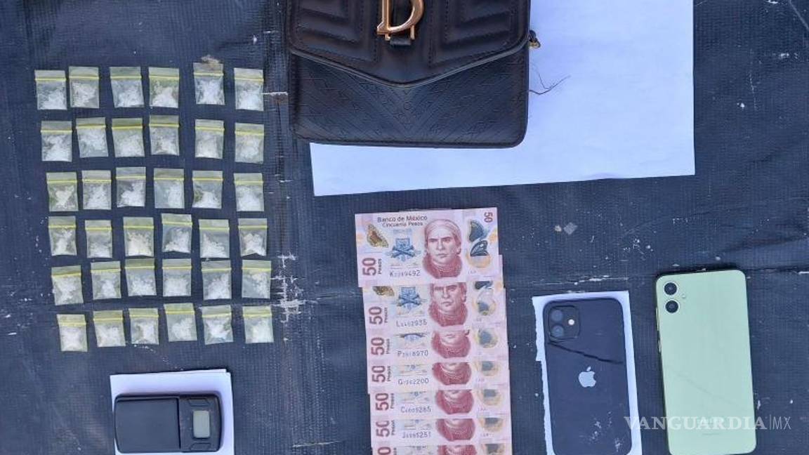 $!‘La polisexy’ cae por posesión de droga, en Nuevo León