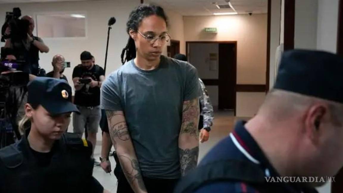 Familia de Brittney Griner, basquetbolista encarcelada en Rusia, se reunirá con Biden