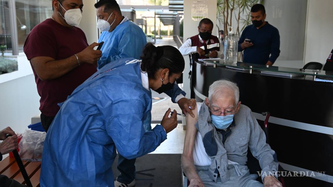 Vacunas de CoronaVac se aplicarán en Ecatepec, arranca inoculación a adultos mayores