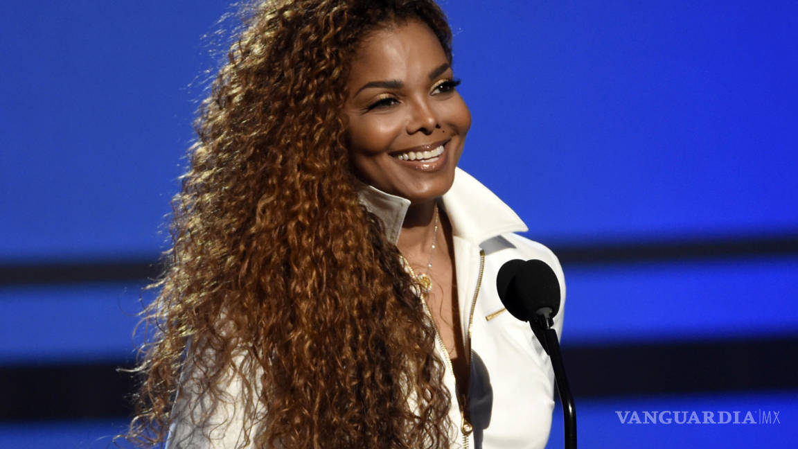 Janet Jackson dice que se está recuperando, niega cáncer