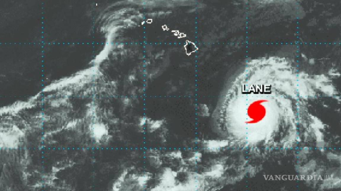 Poderoso huracán Lane se fortalece en categoría 5 y continúa rumbo a Hawái con vientos de 260 km por hora