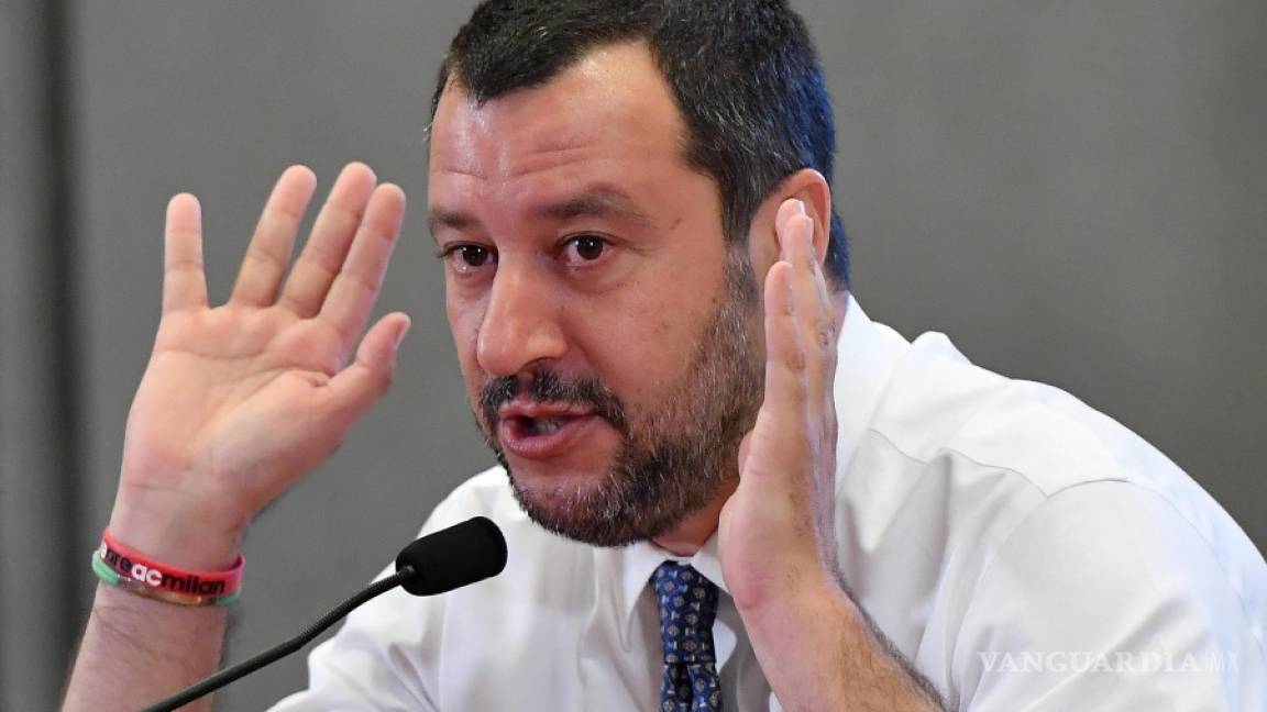 Propone Salvini crear centros para migrantes en la frontera de Libia