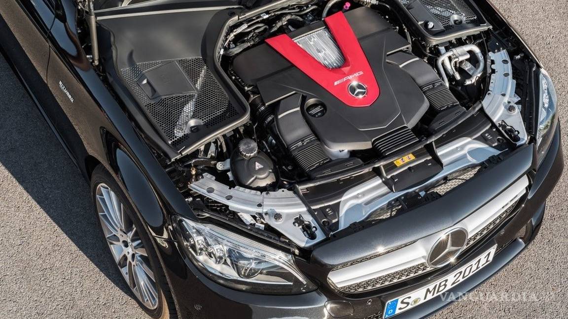 $!Mercedes-AMG C 43 4MATIC, 390 caballos y modo circuito lleno de lujo