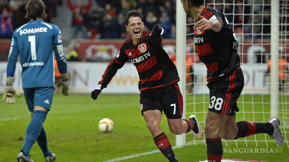 'Chicharito' sigue imparable, anota y da asistencia en victoria del Bayer Leverkusen