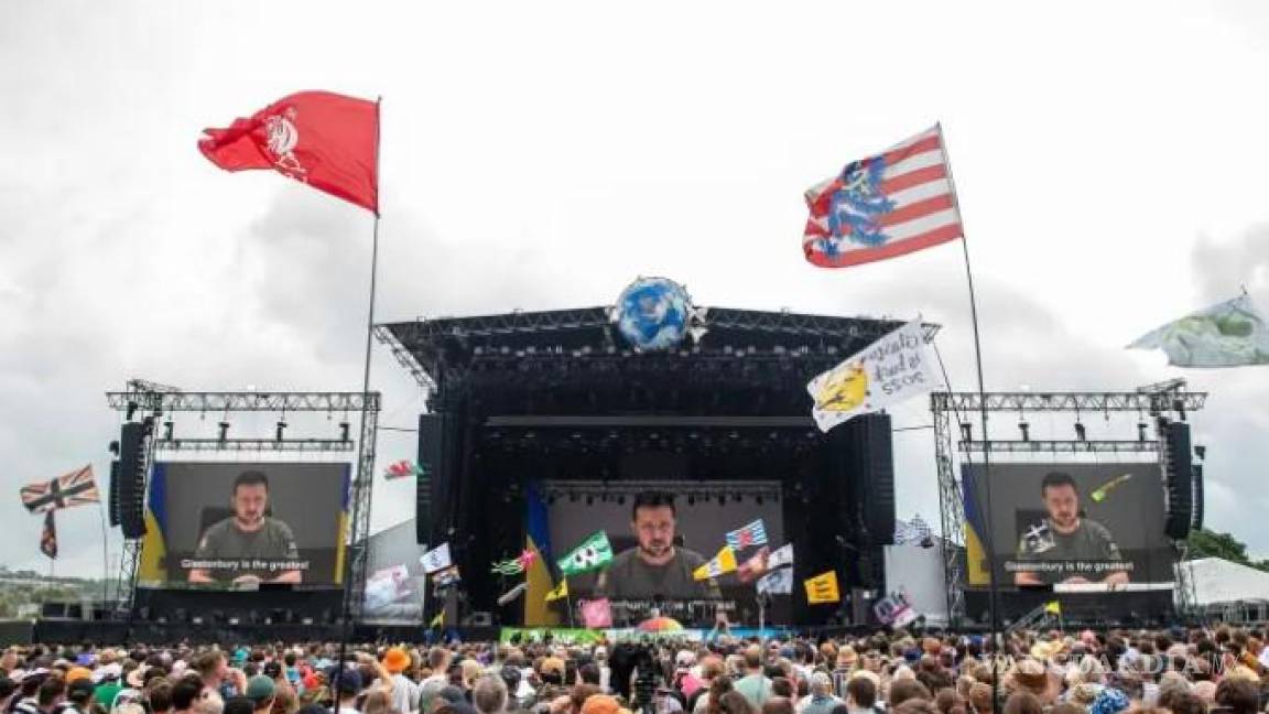 ´Rusia nos robó la paz’: Zelensky pide apoyo en el Festival de Glastonbury