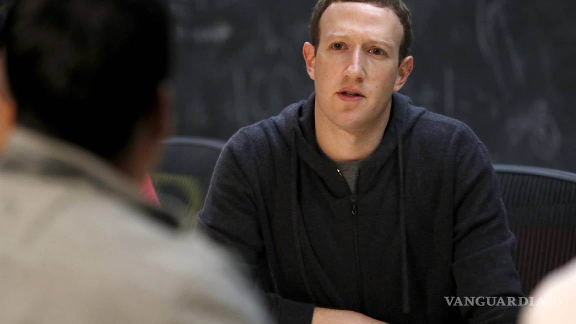Se niega Zuckerberg a comparecer ante el Parlamento británico