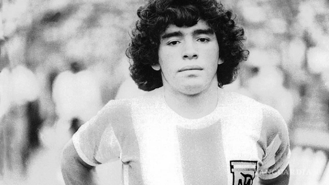 Argentina recuerda el debut de Maradona con la selección hace 40 años