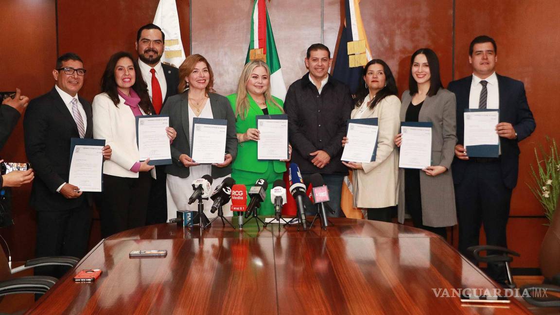 Se integran cuatro mujeres al equipo de trabajo del rector de la Universidad Autónoma de Coahuila