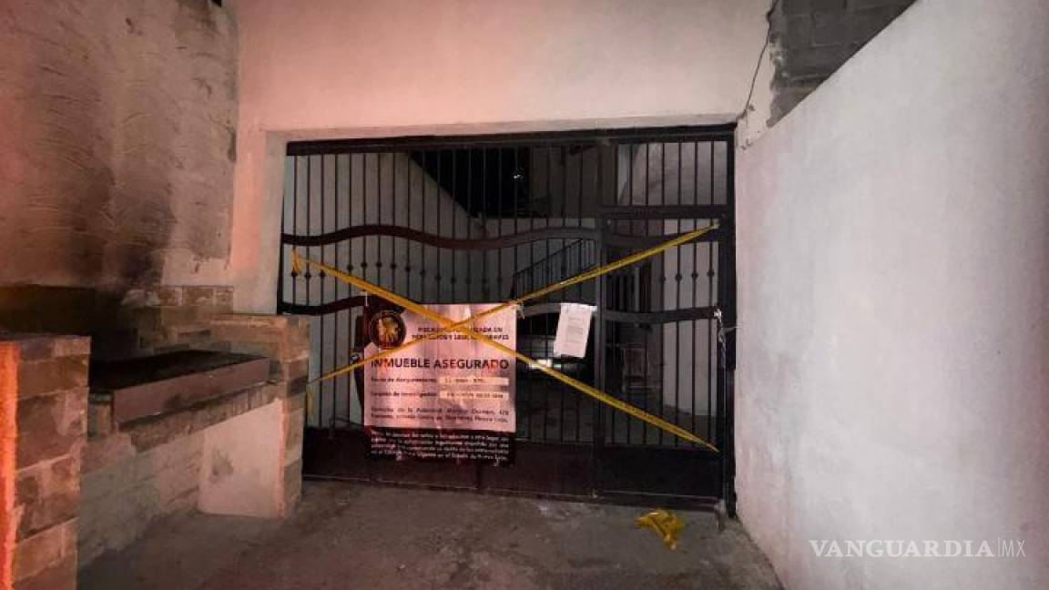 Catean casa de Monterrey por homicidio y encuentran armas