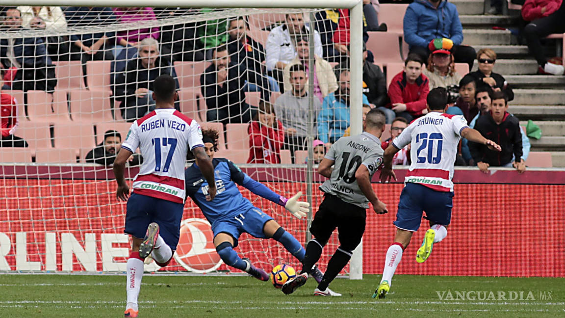 ¡San Memo! Ochoa salvó al Granada y rescató el empate ante La Coruña