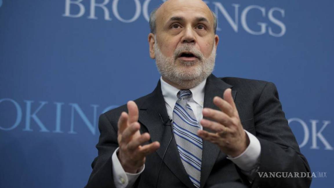 En la crisis financiera, ejecutivos de Wall Street debieron ir a la cárcel: Bernanke