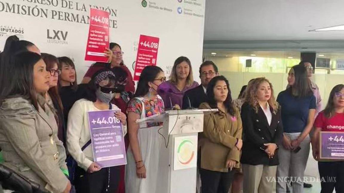 Buscan tipificar ataques con ácido como tentativa de feminicidio; presentan ‘Ley Malena’ en Senado