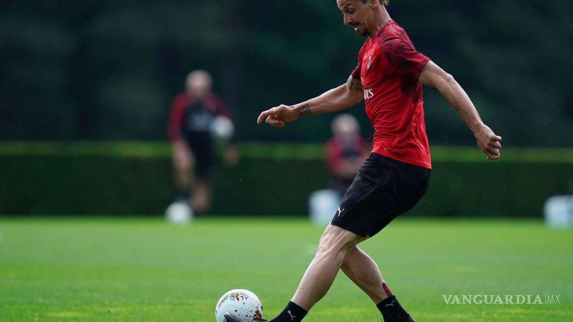Zlatan Ibrahimovic podría perderse la temporada por lesión