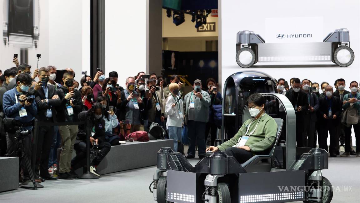 $!Demostración de la plataforma modular Plug &amp; Drive (PnD) L7 de Hyundai Motor Co. EFE/EPA/Caroline Brehman