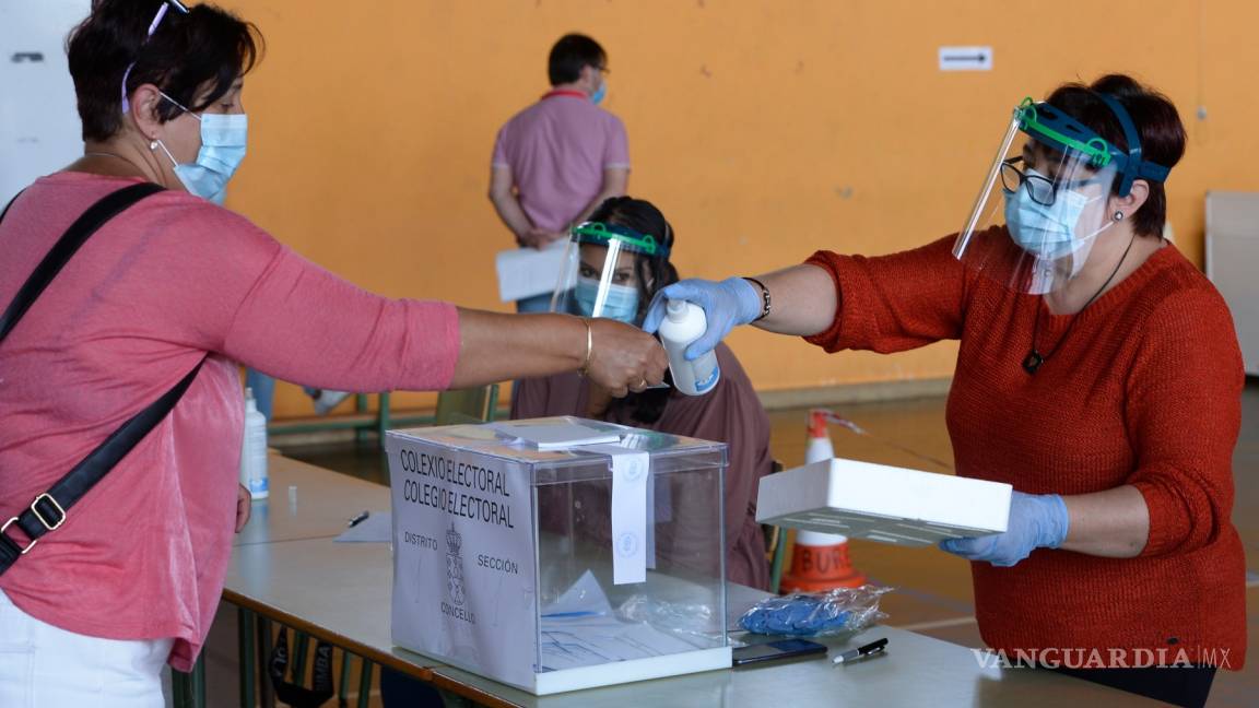 Supervisa Salud protocolos sanitarios aplicados en casillas electorales de Saltillo