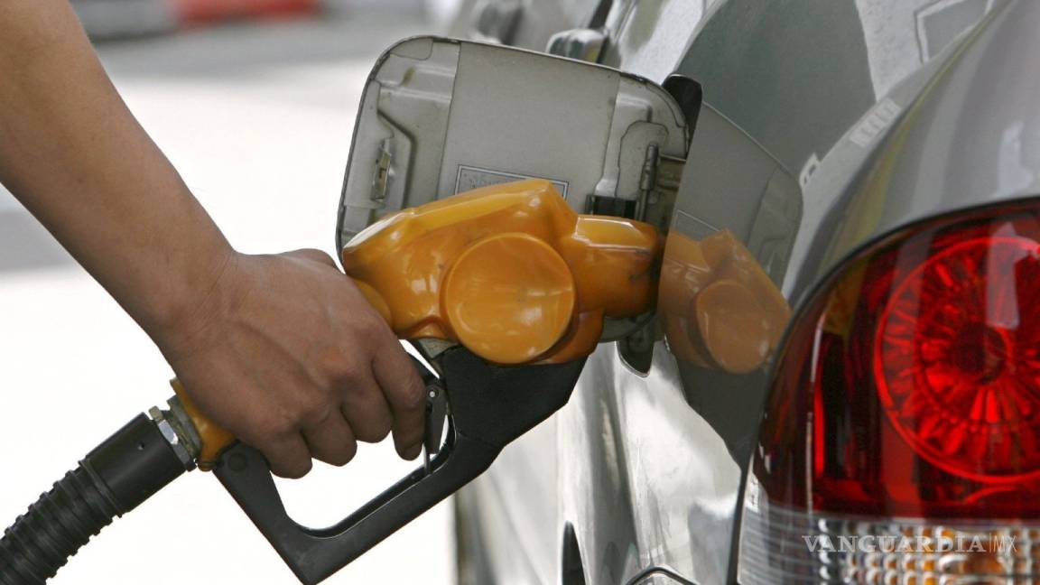 Los 10 autos que gastan menos gasolina en México