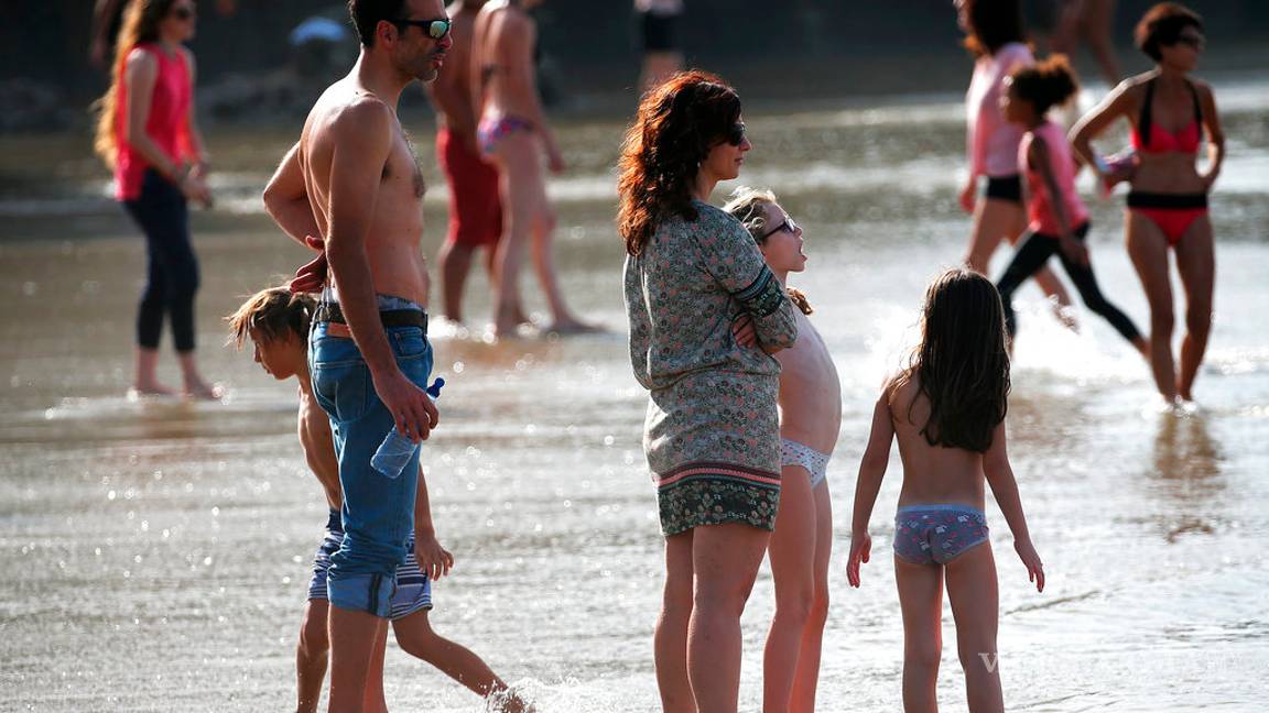 $!Cierran playas en sur de Francia por derrame petrolero