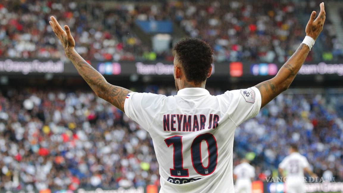 Los fanáticos del PSG ya no quieren a Neymar...les contesta con un golazo de chilena