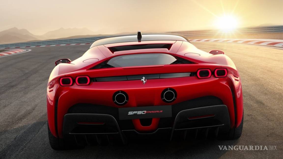 $!Así es el Ferrari SF90 Stradale, el deportivo híbrido italiano es una bestia de 1,000 HP