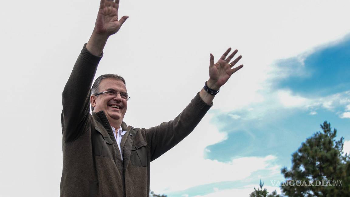 ¿Qué sigue para Marcelo Ebrard? Aún sin el bastón de mando, opaca a Sheinbaum y Xóchitl