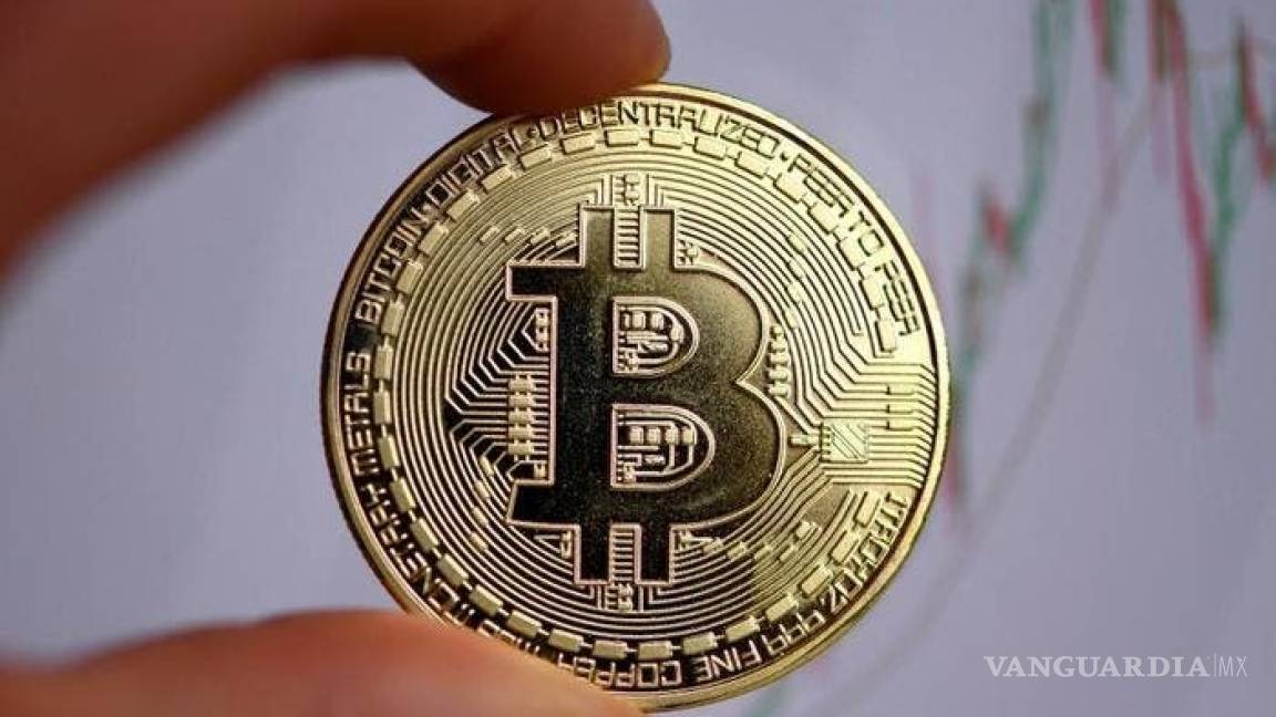 Bitcoin sube a nuevo máximo histórico; se acerca a los 38 mil