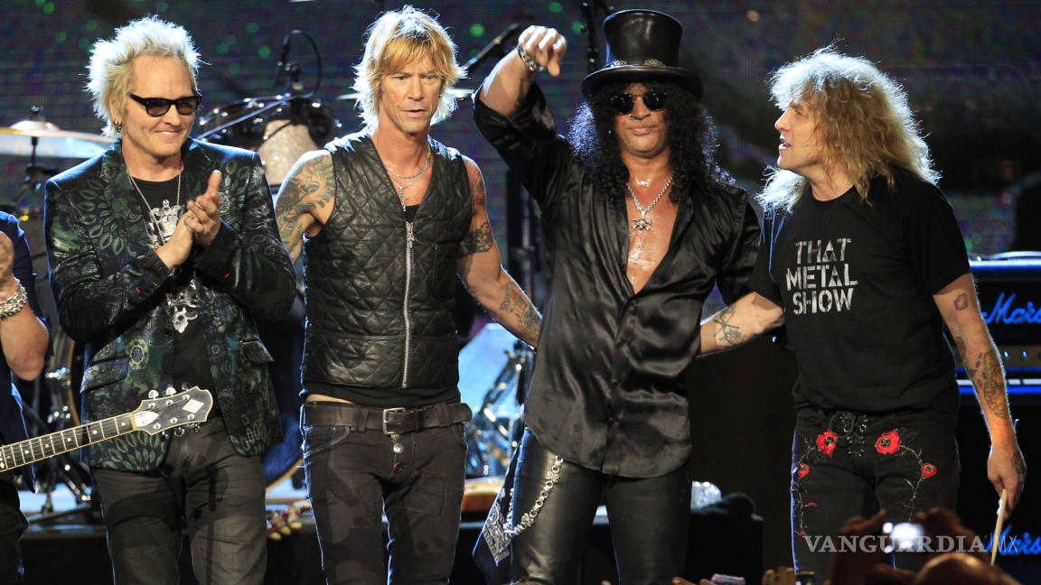 Fans de Guns N' Roses ya esperan a la banda para concierto en el Foro Sol