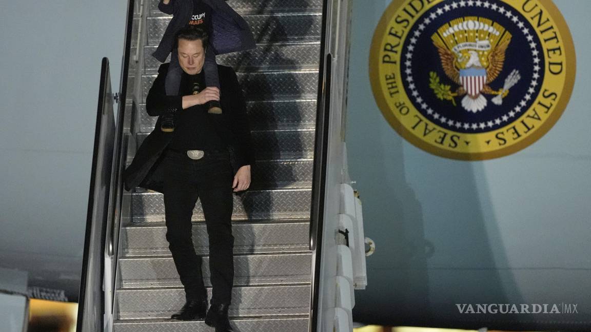 $!En juego están el futuro de las empresas de Musk, incluyendo el fabricante de automóviles eléctricos Tesla y el de cohetes SpaceX.