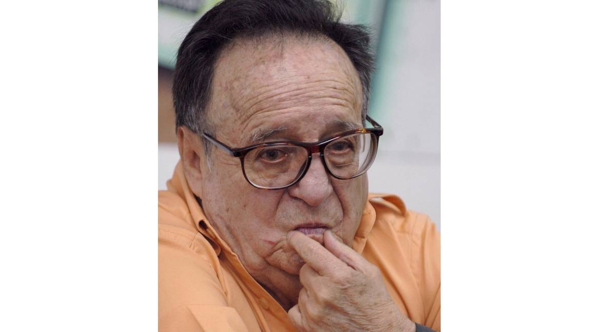 Chespirito: Sin querer queriendo