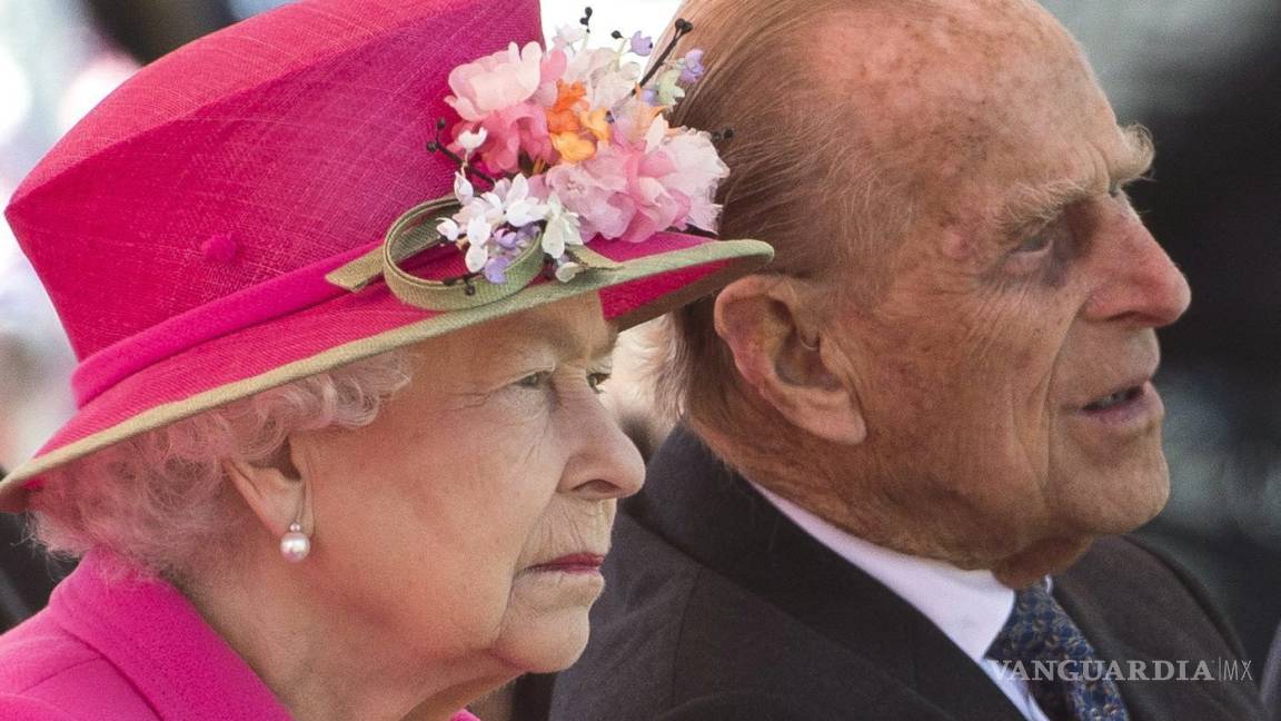 Cumple Isabel II 90 años sin señales de agotamiento