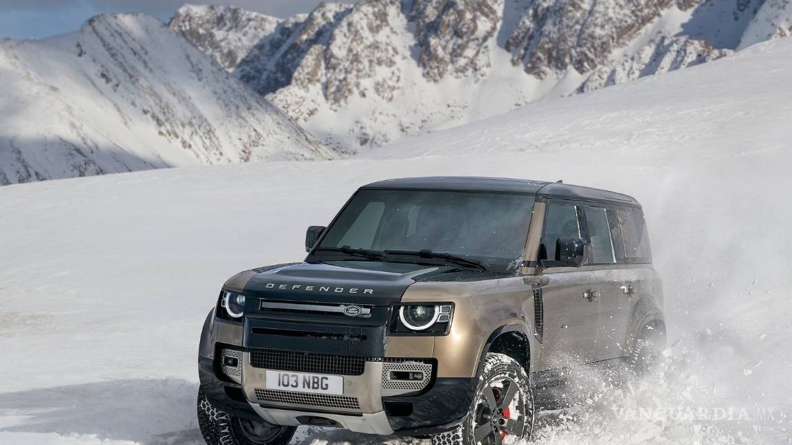 $!El nuevo Land Rover Defender puede cruzar lo que sea sin dejar de ser lujoso y cómodo