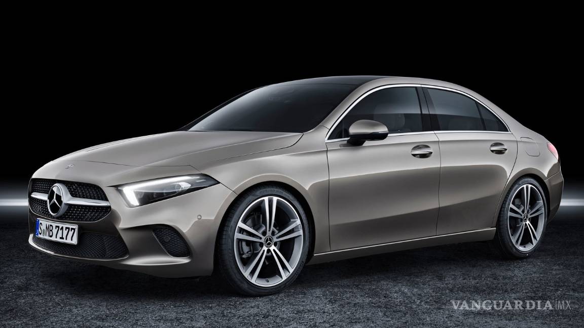 $!Mercedes-Benz Clase A, elegante sedán que se fabricará en México y llegará en 2019
