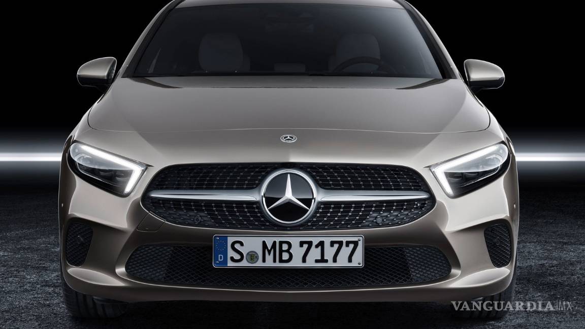 $!Mercedes-Benz Clase A, elegante sedán que se fabricará en México y llegará en 2019