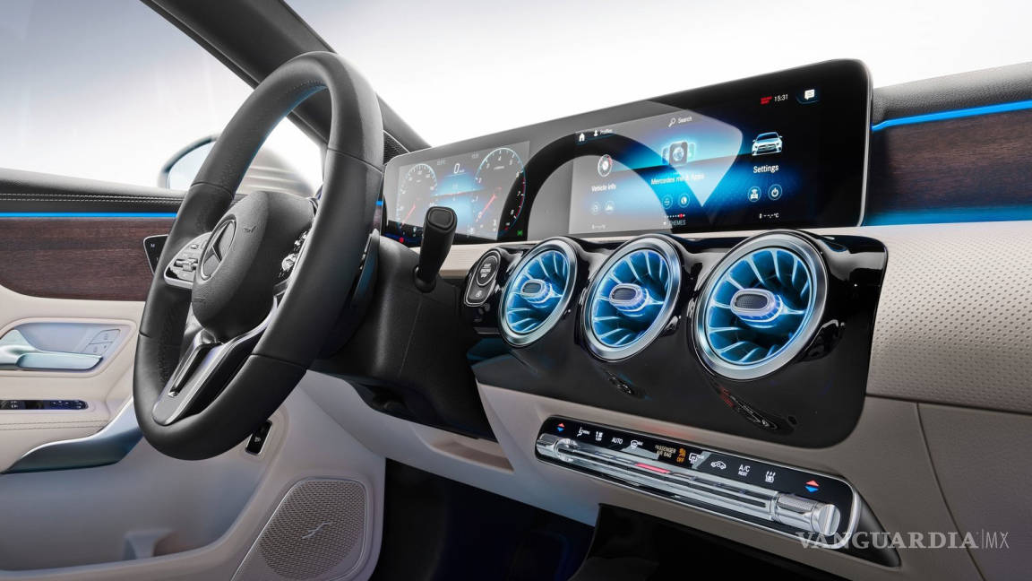 $!Mercedes-Benz Clase A, elegante sedán que se fabricará en México y llegará en 2019
