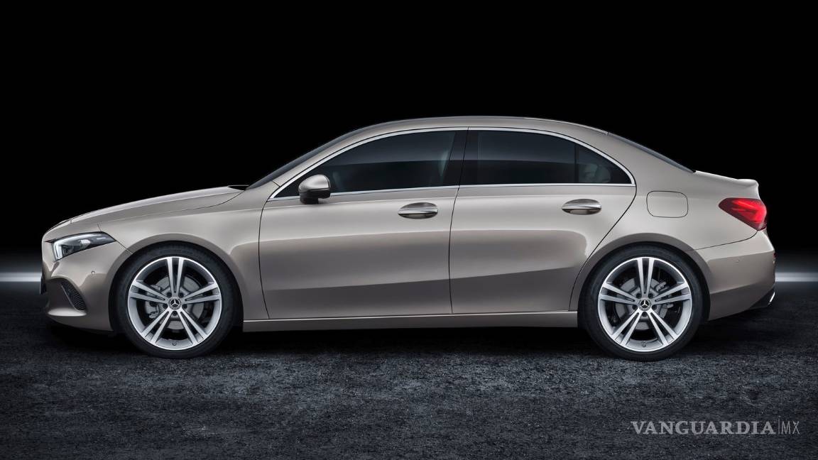$!Mercedes-Benz Clase A, elegante sedán que se fabricará en México y llegará en 2019