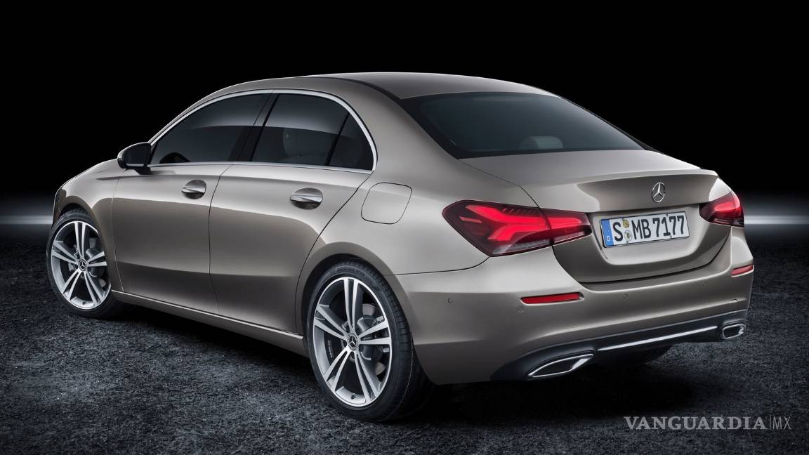 $!Mercedes-Benz Clase A, elegante sedán que se fabricará en México y llegará en 2019