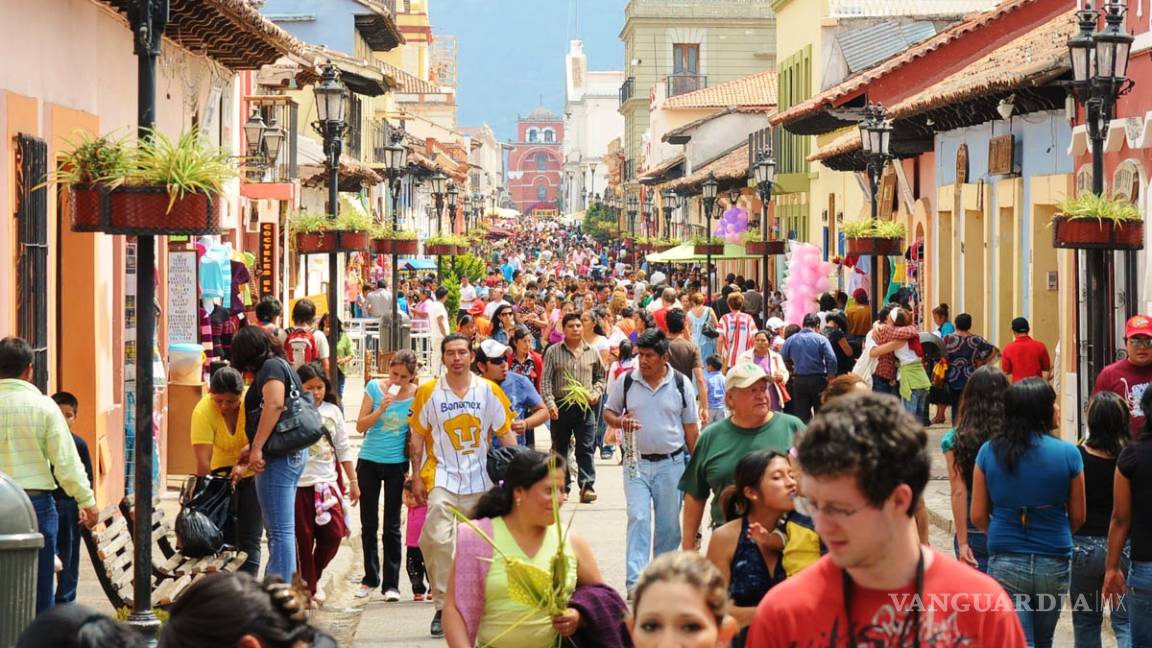 Cifra histórica de turistas en México en 2016