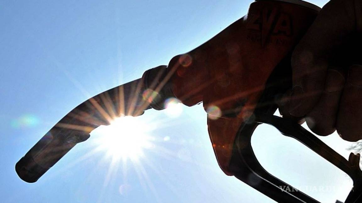 $!Sencillos trucos que sí funcionan para ahorrar gasolina en verano