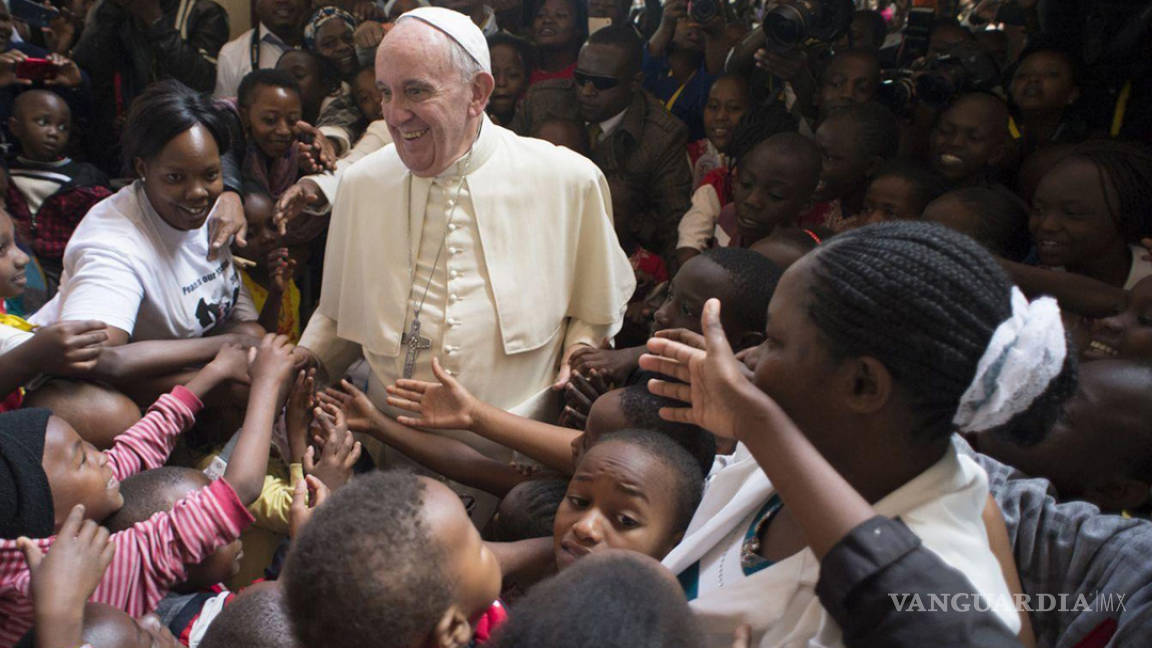 Papa Francisco denuncia la “atroz injusticia de la marginación urbana” en África