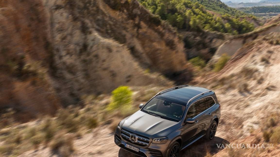 $!Nuevo Mercedes-Benz GLS, todo un Clase S, pero sin temor al off-road