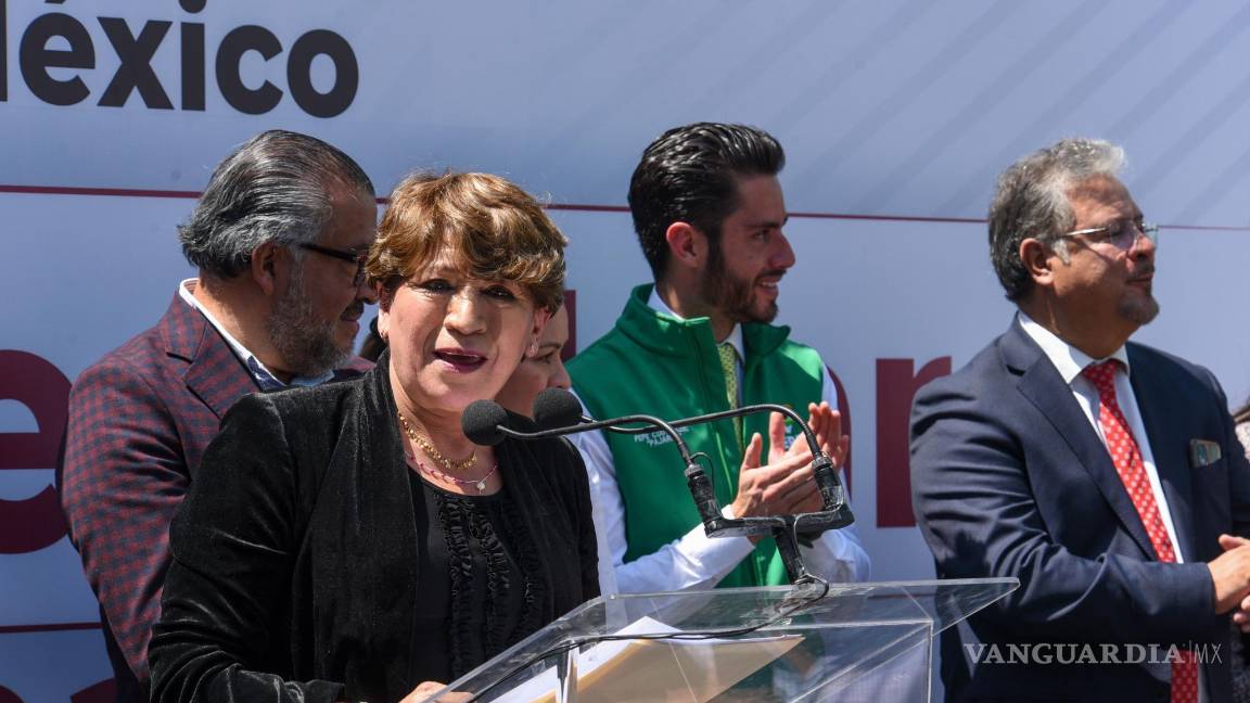 Acompañan gobernadores de Morena a Delfina Gómez en su registro