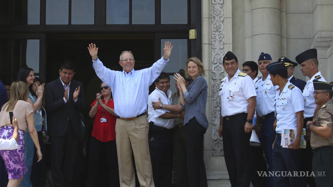 Justicia peruana prohibe al expresidente Kuczynski dejar el país