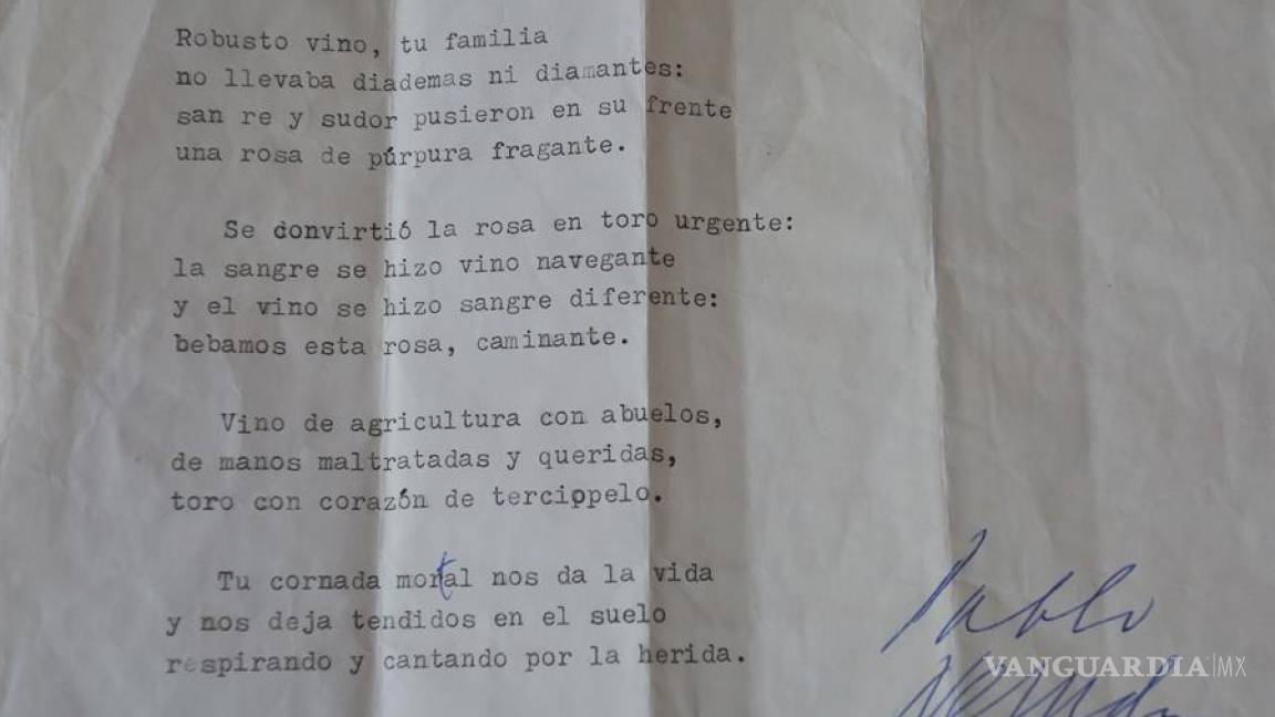 Encuentran versión preliminar mecanuscrita del soneto &quot;Sangre de Toro&quot; de Pablo Neruda