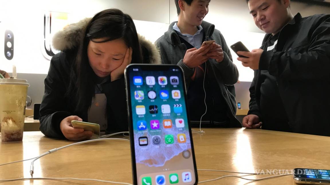 Reconoce Apple uso irregular de estudiantes para fabricar iPhone X en China