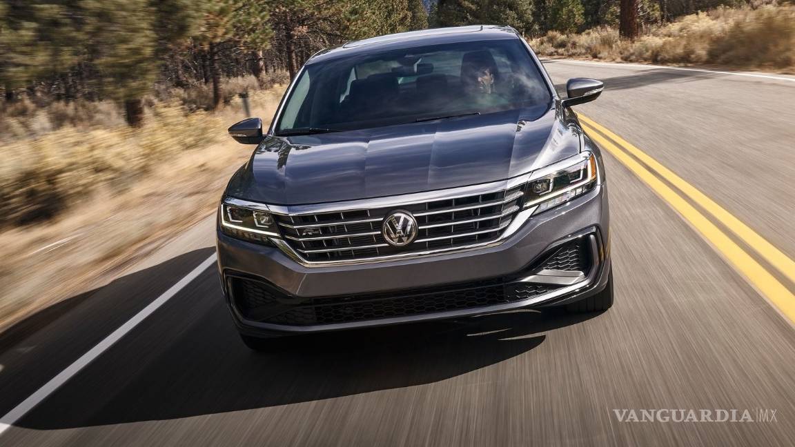 $!Volkswagen Passat 2020, nuevo pero menos tecnológico que el Jetta