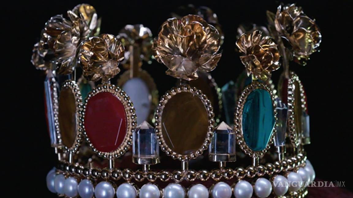 La corona inspirada en Frida Kahlo que homenajea a ‘The Crown’