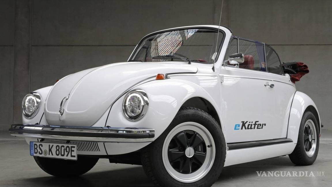 Volkswagen vuelve eléctrico al 'vocho' clásico; bueno, al menos a uno