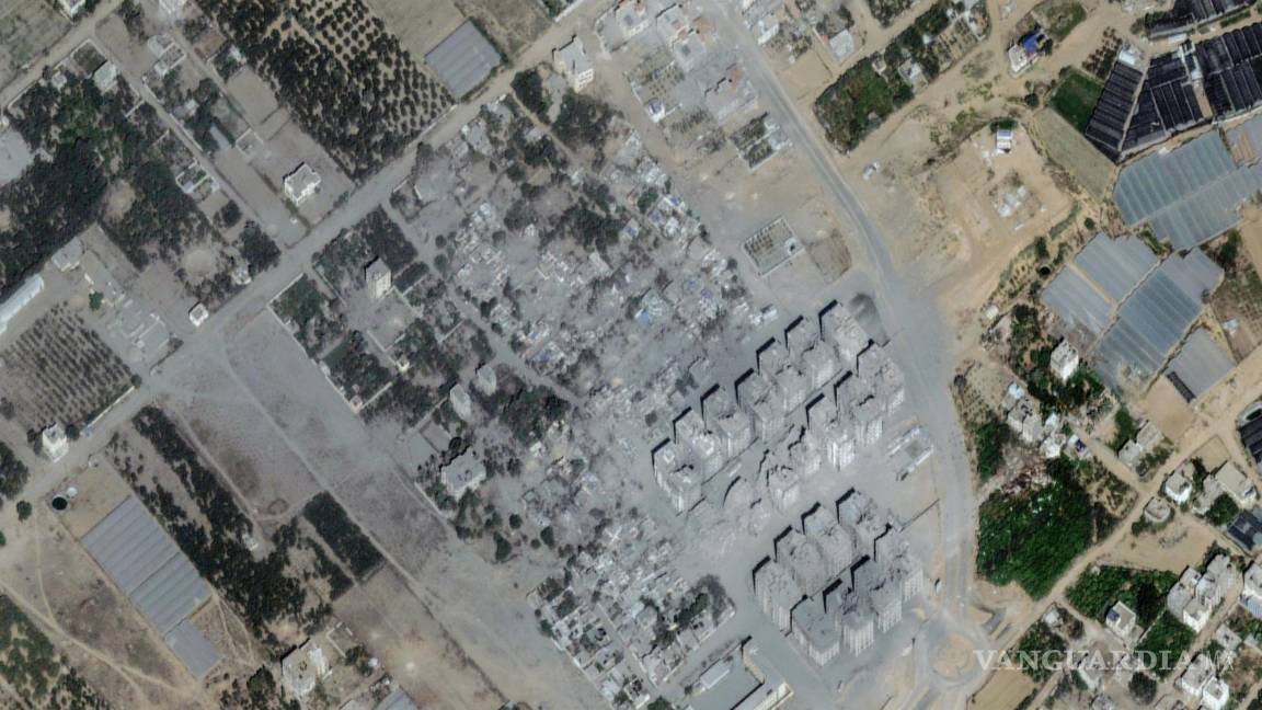 $!Esta imagen que graves daños a edificios y estructuras de la zona de Atatra, en el norte de la Franja de Gaza, el 21 de octubre de 2023.