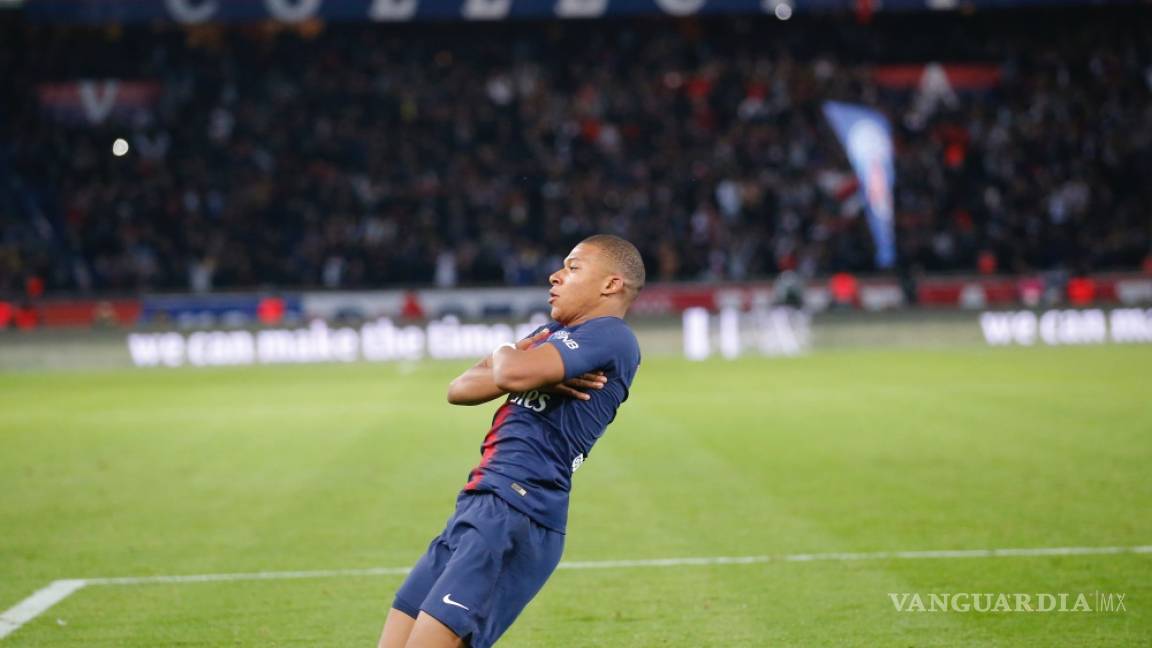 Récord para Mbappé, es el jugador más joven en anotar un póker en la Ligue 1